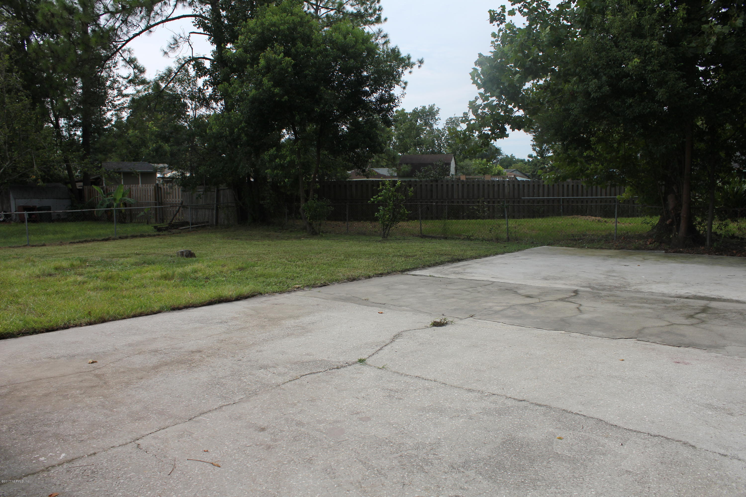 10749 Mareeba Road Jacksonville, FL 32246 - Photo 9 of 32 Mareeba 021