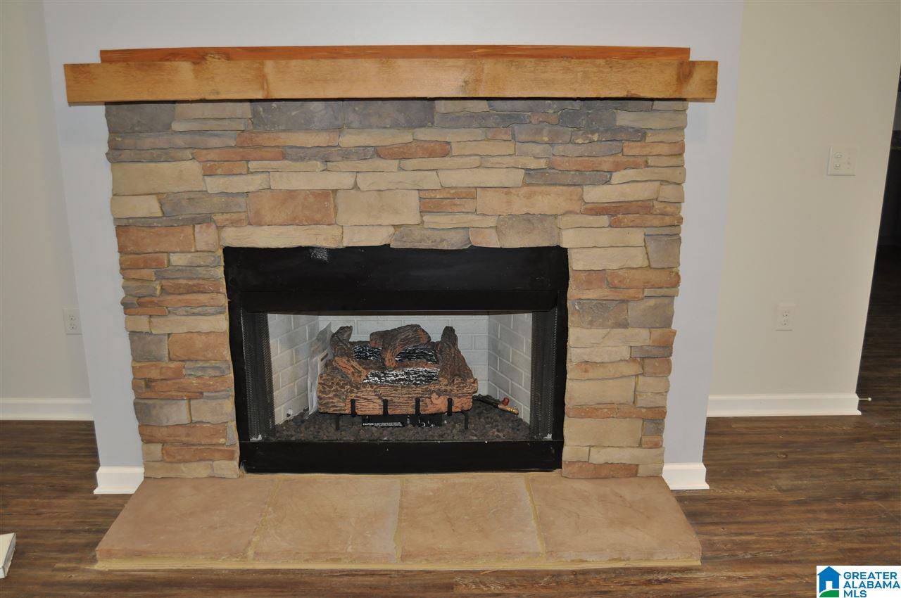 69 Granvil Way Weaver, AL 36277 - Photo 4 of 36