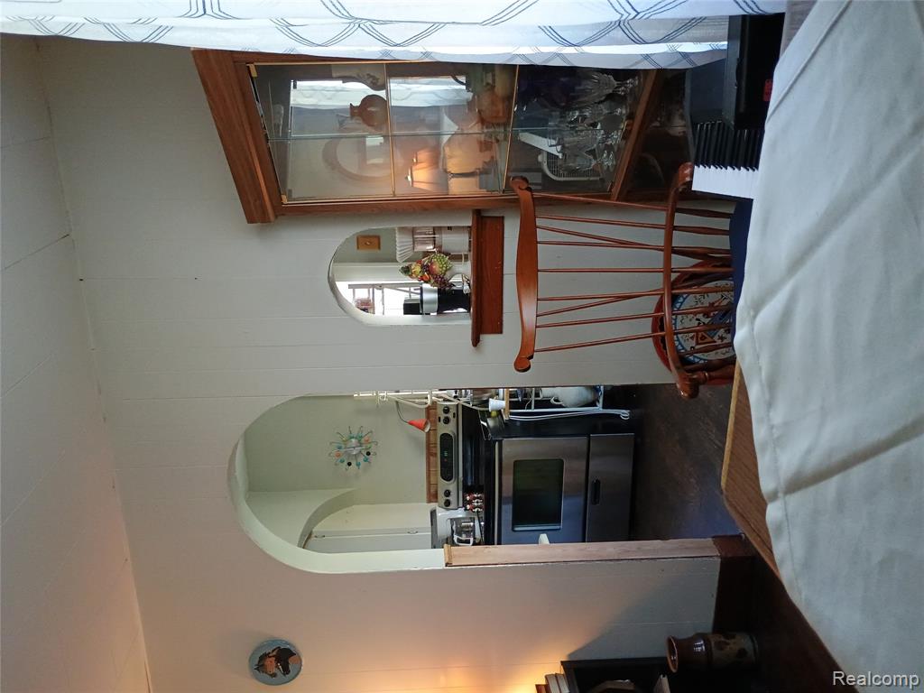 1460 South Dye Road Flint, MI 48532 - Photo 9 of 14