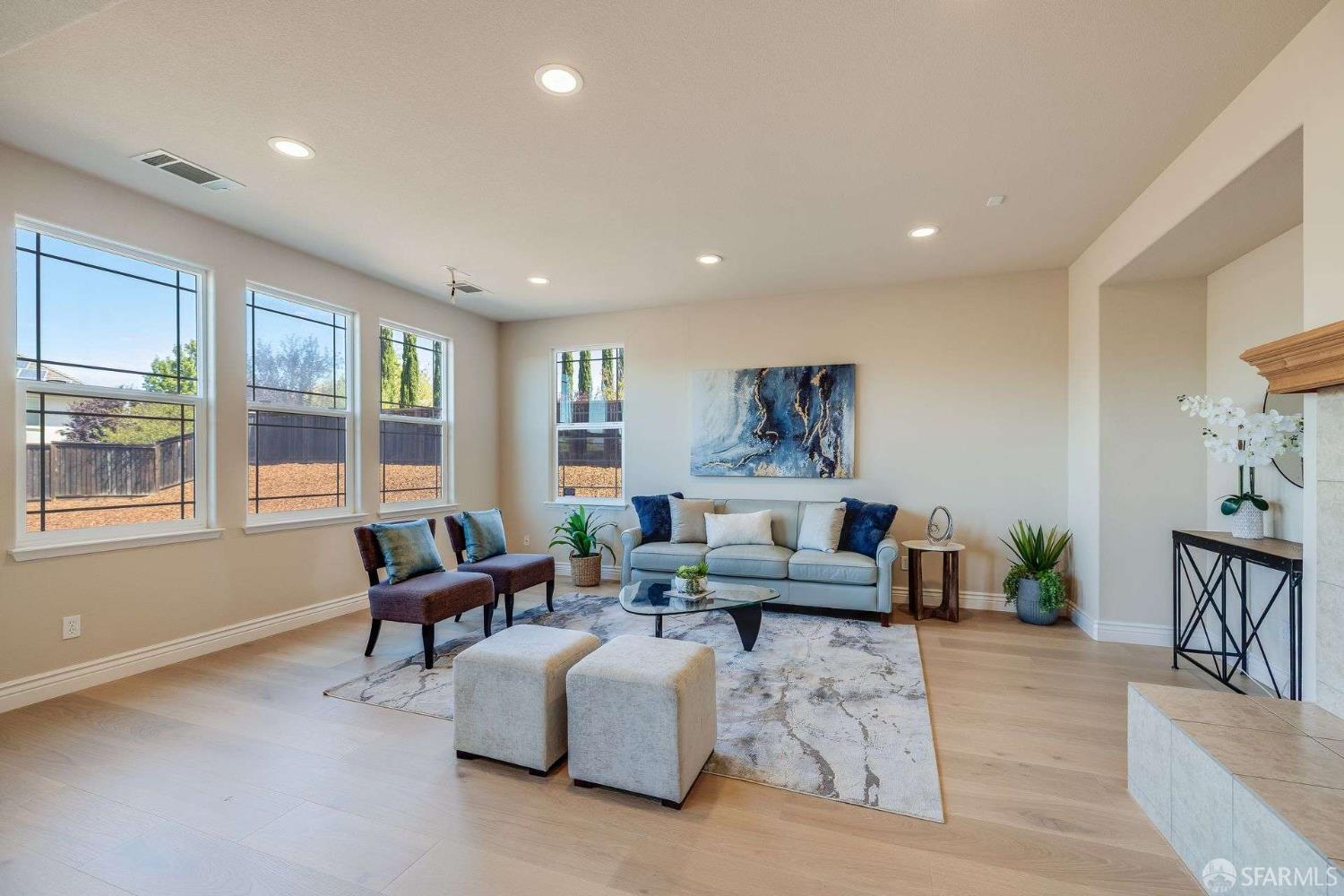 5619 Wells Lane San Ramon, CA 94582 - Photo 8 of 52 Gallery Image 8