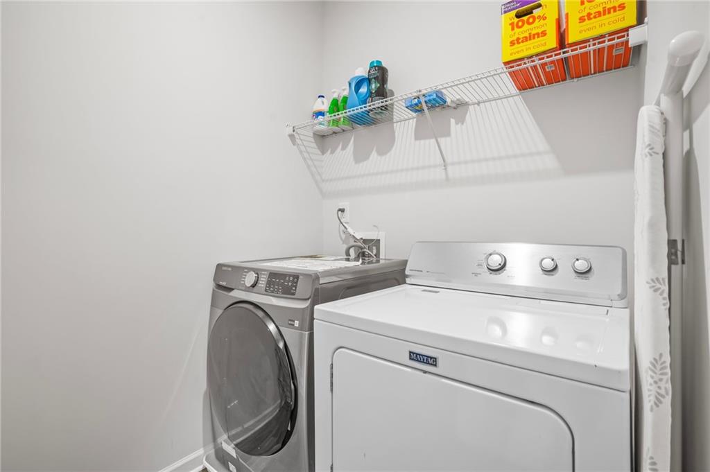 10 Kane Drive Jasper, GA 30143 - Photo 21 of 24 a utility room with dryer and washer