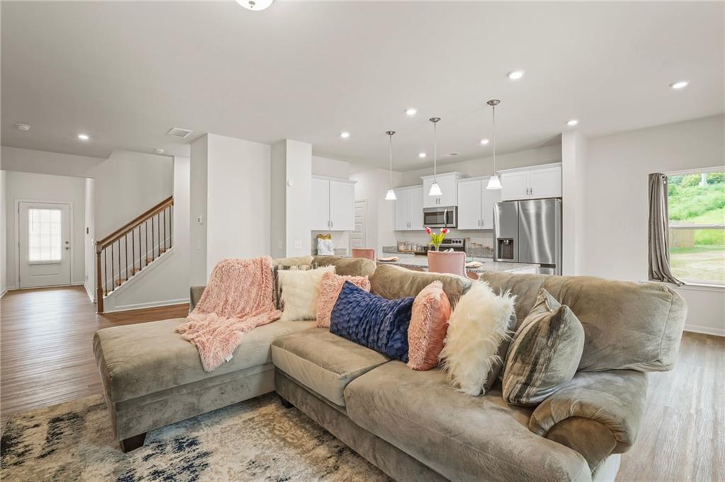 10 Kane Drive Jasper, GA 30143 - Photo 8 of 24 a living room with furniture and kitchen view