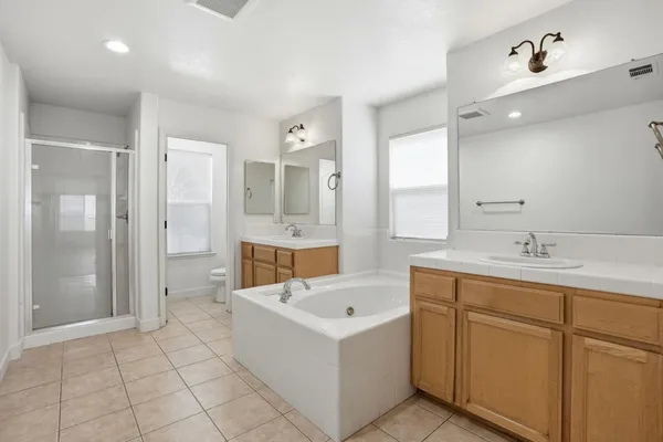 $599,888 | 381 Honeybell Street, Los Banos, CA 93635