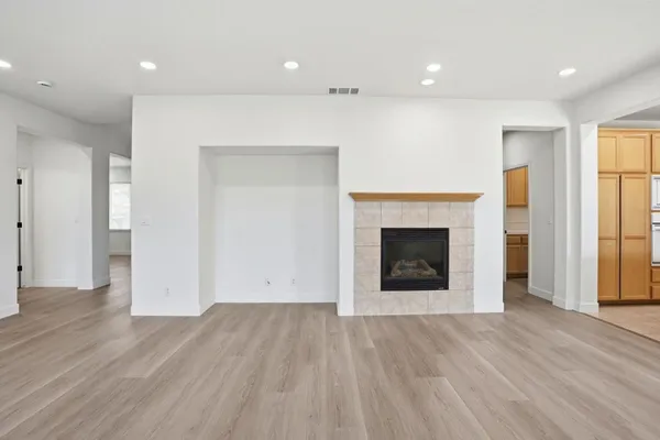 $599,888 | 381 Honeybell Street, Los Banos, CA 93635