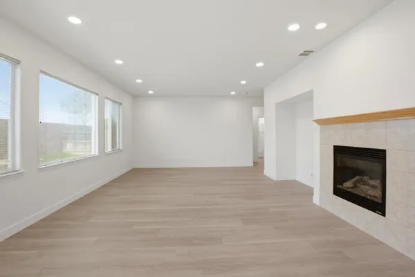 $599,888 | 381 Honeybell Street, Los Banos, CA 93635