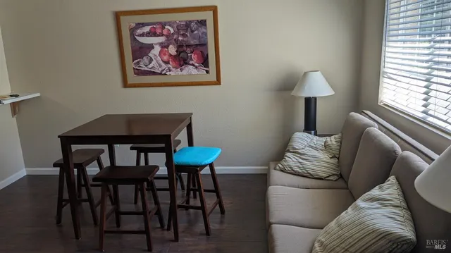 $3,900 | 702 Daniels Avenue, Vallejo, CA 94590