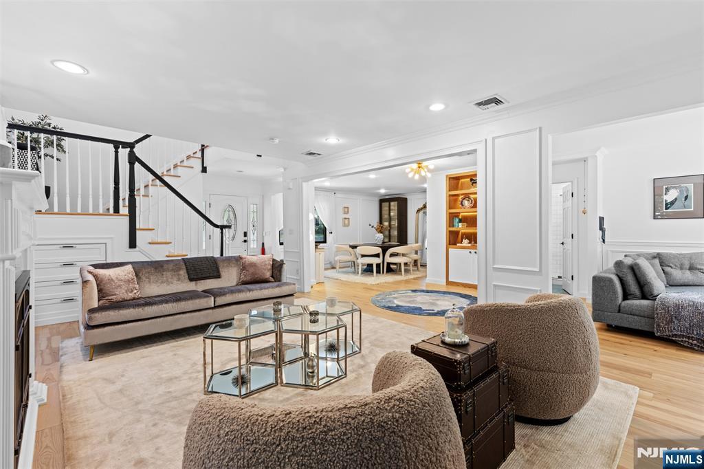 502 Closter Dock Road Closter, NJ 07624 - Photo 14 of 47
