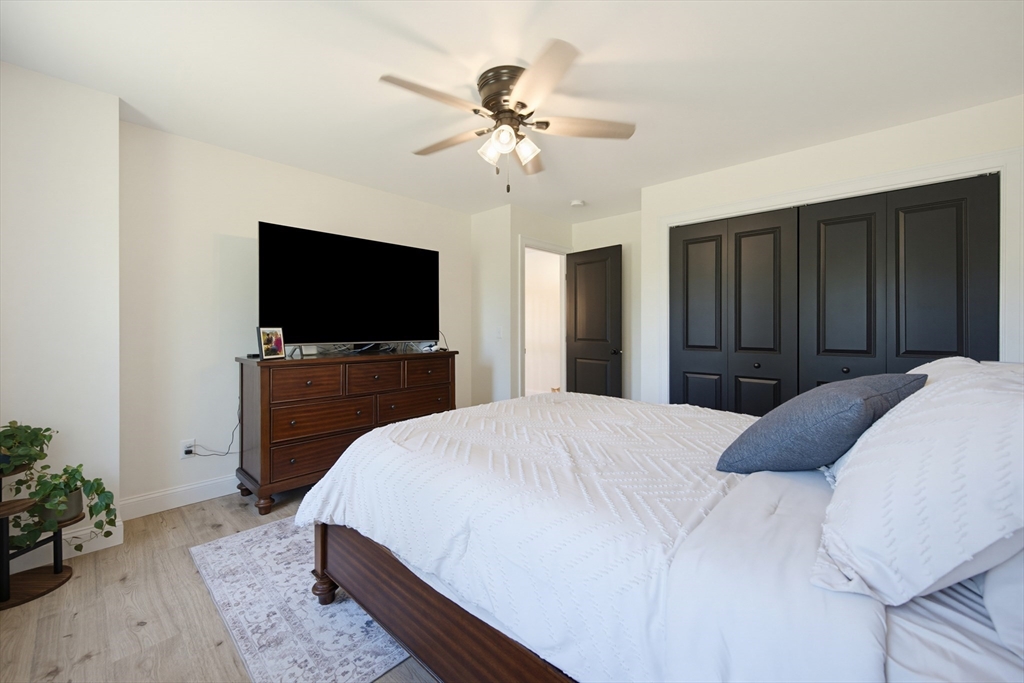 1479 Main Street Acushnet, MA 02743 - Photo 36 of 42