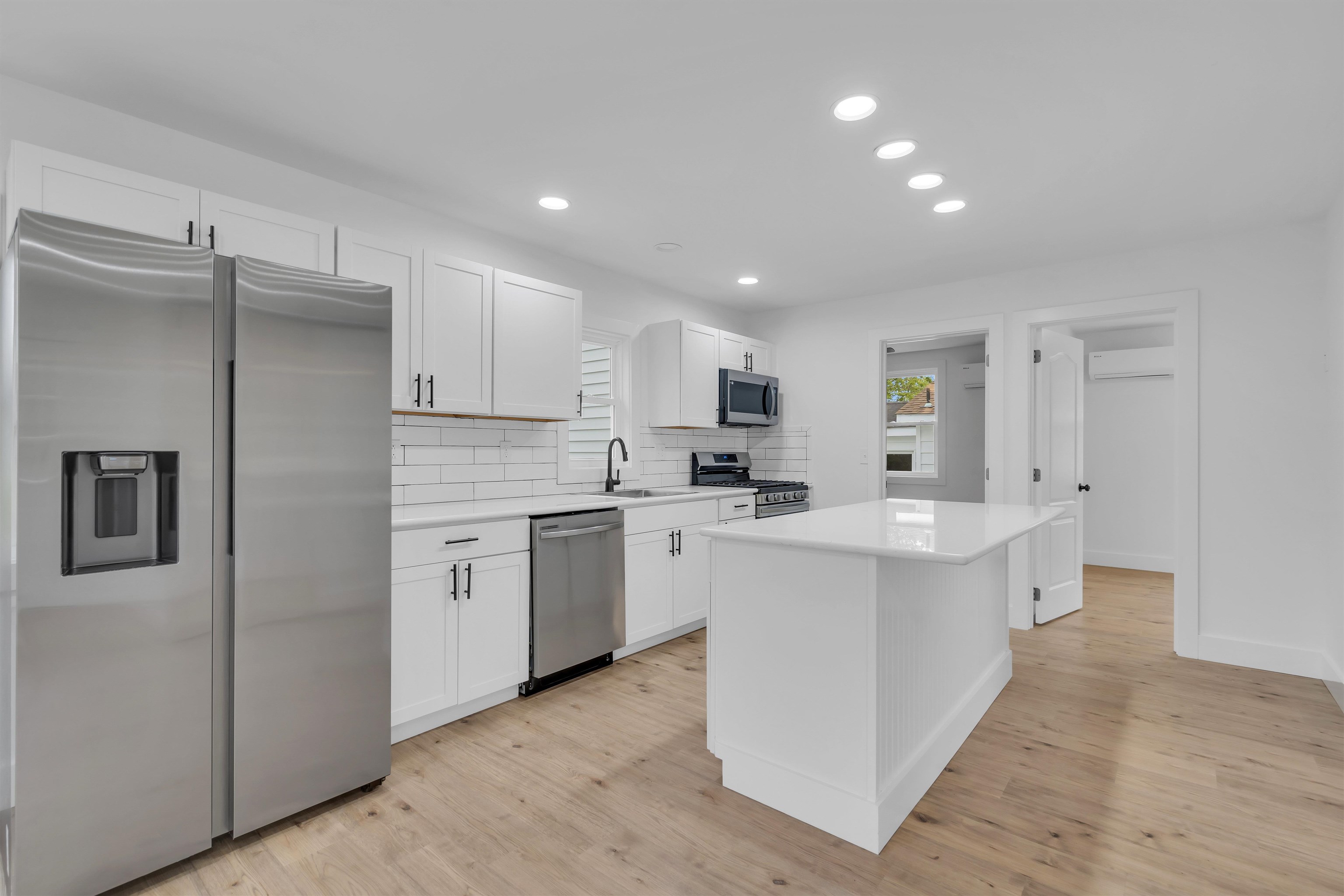 539 Seashore Road Erma, NJ 08204 - Photo 4 of 18
