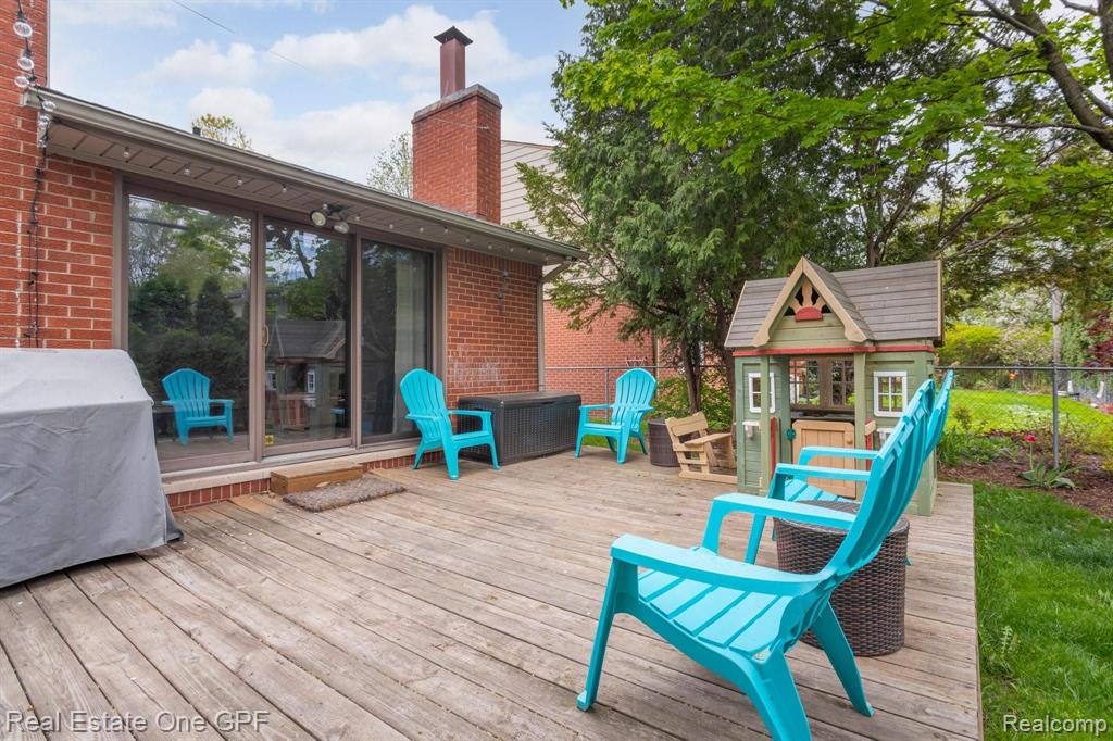 559 Cook Road Grosse Pointe Woods, MI 48236 - Photo 41 of 47