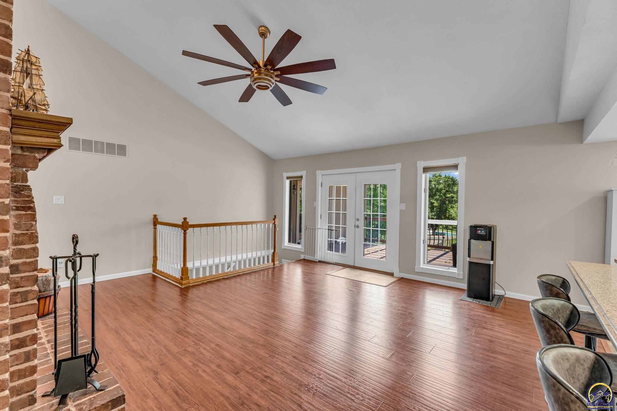 3725 Southwest Kings Forest Road Topeka, KS 66610 - Photo 11 of 52