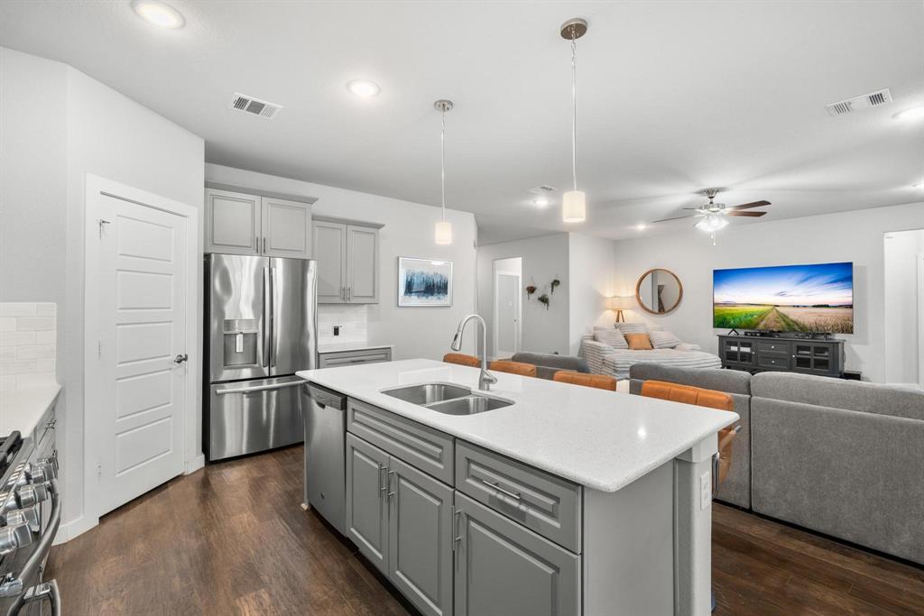 12140 Willet Road Fort Worth, TX 76052 - Photo 13 of 40