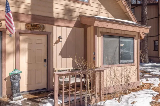 $445,000 | 723 Summit Boulevard, Unit 2, Big Bear Lake, CA 92315