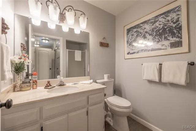 $445,000 | 723 Summit Boulevard, Unit 2, Big Bear Lake, CA 92315