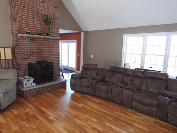 29 Brush Hill Road Merrimac, MA 01860 - Photo 5 of 18 Gallery Image 5
