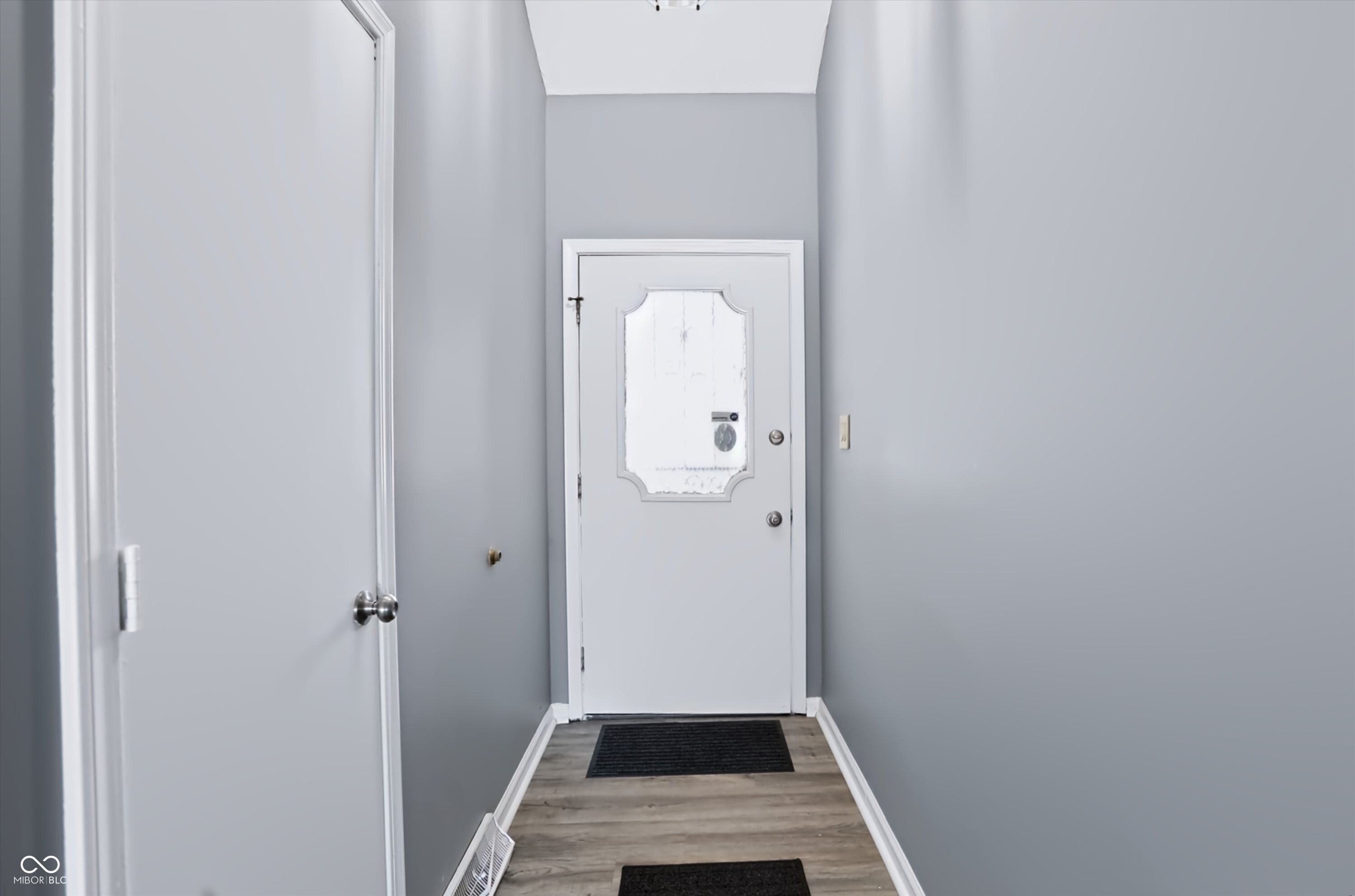 5706 Riva Ridge Drive Indianapolis, IN 46237 - Photo 6 of 52