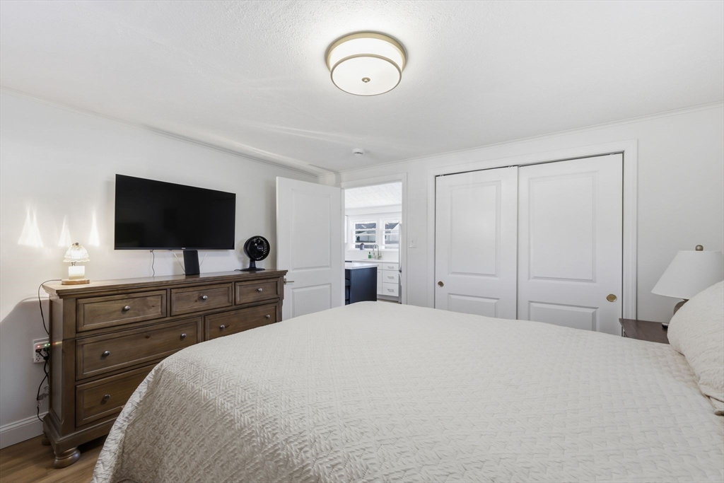43 Sunridge Drive Springfield, MA 01118 - Photo 23 of 37