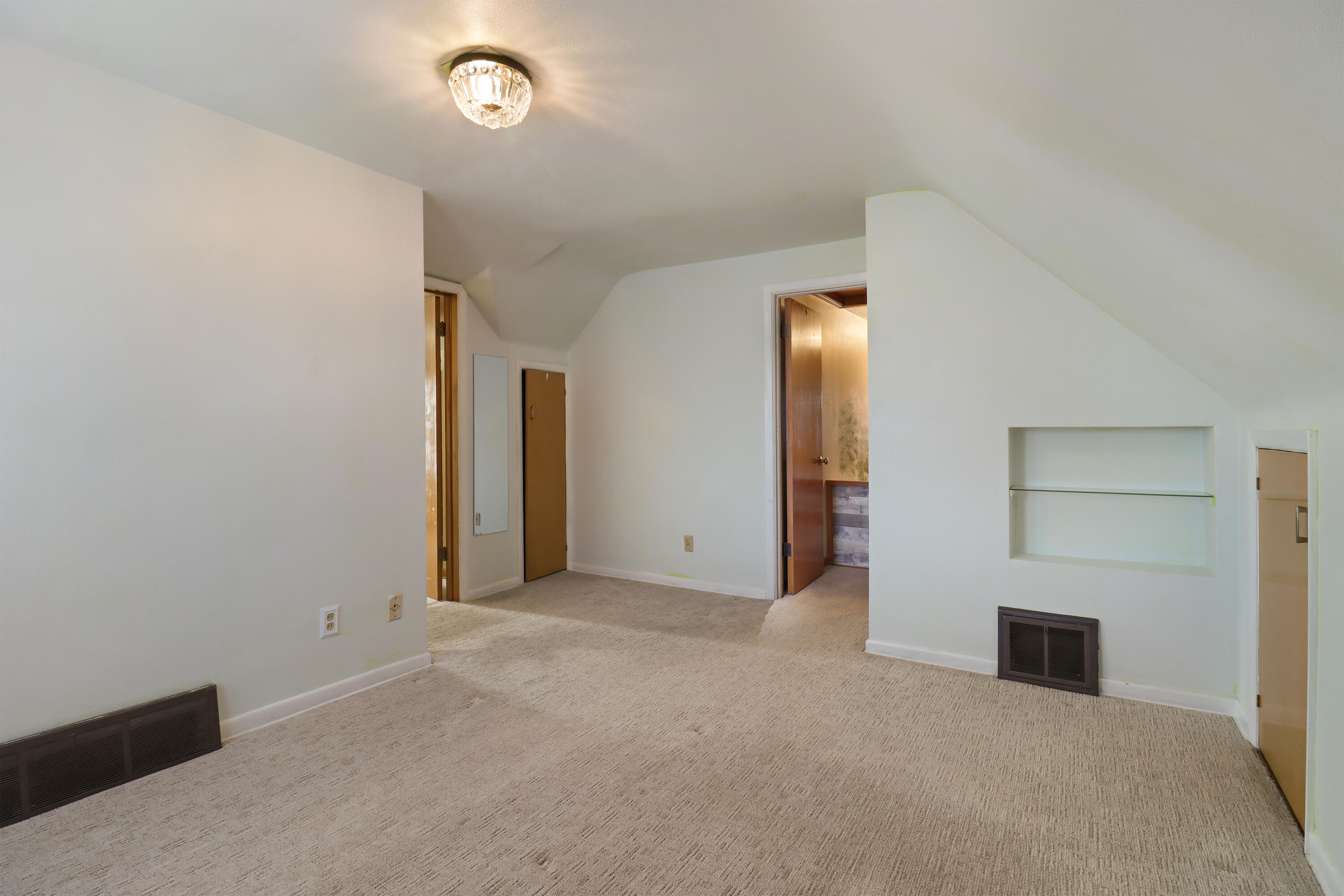 4320 Wilson Road Kenosha, WI 53142 - Photo 16 of 33 Primary Bedroom