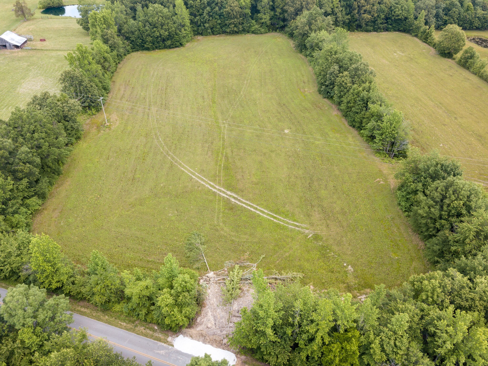 0 16th Model Road Manchester, TN 37355 - Photo 1 of 16 a view of a big yard
