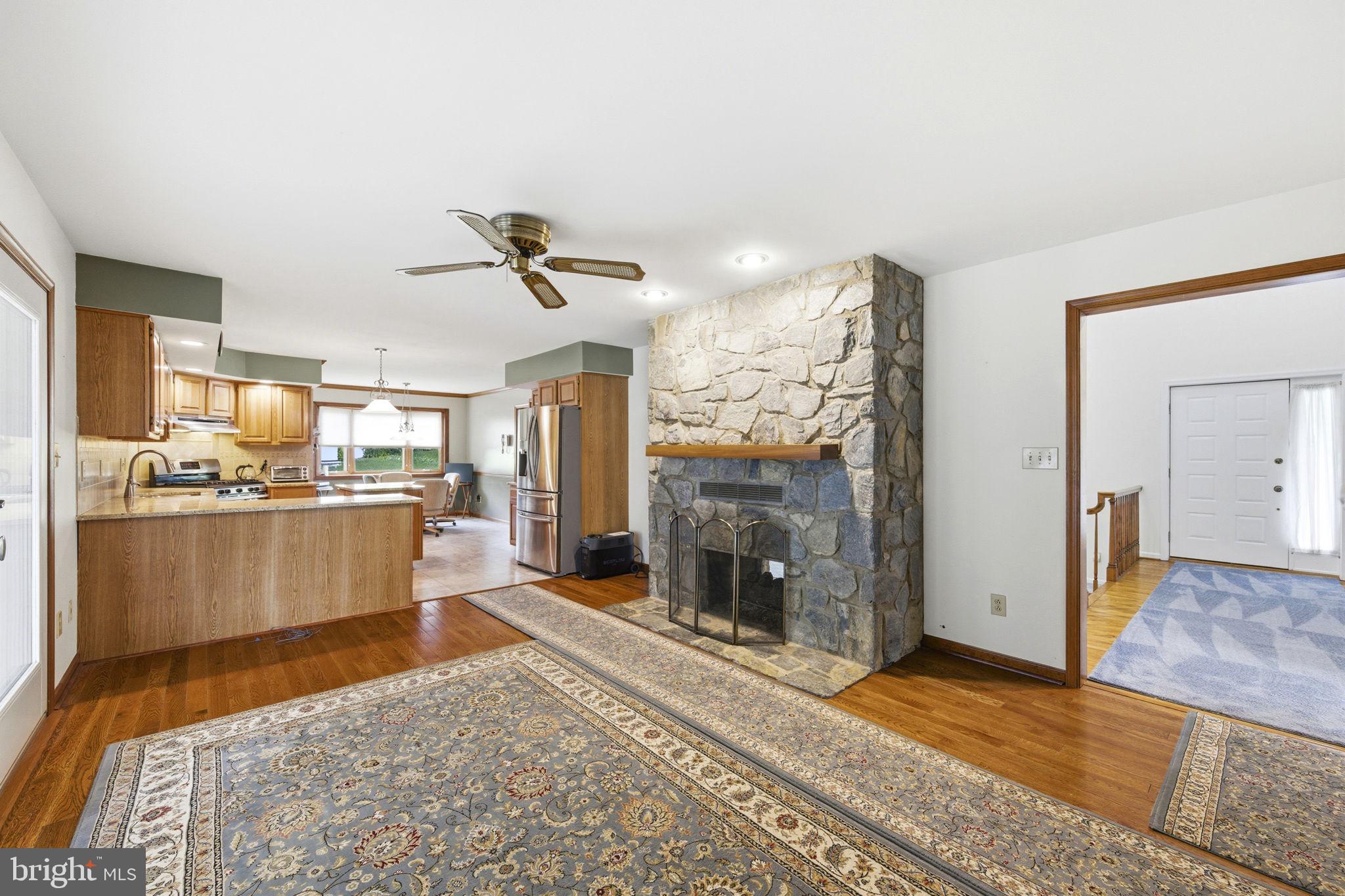 736 Letitia Drive Hockessin, DE 19707 - Photo 41 of 92 Living Room view to kitchen