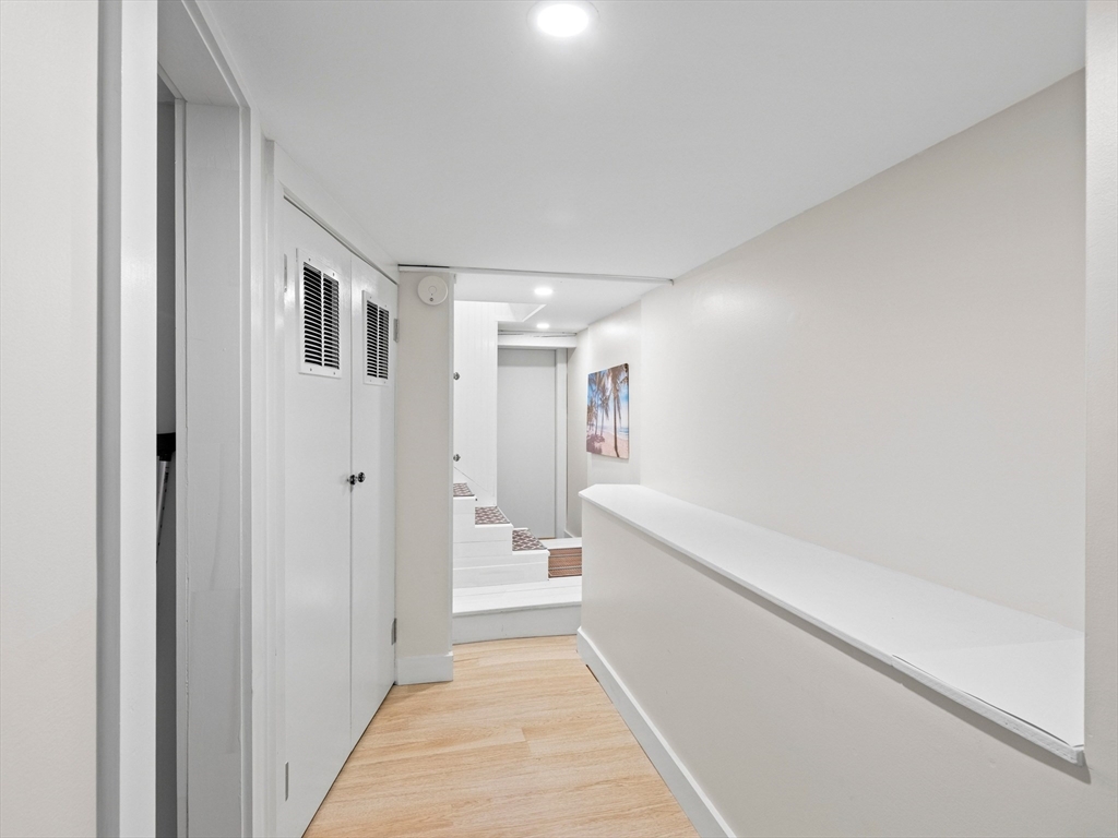57 Overlook Road Marblehead, MA 01945 - Photo 19 of 39