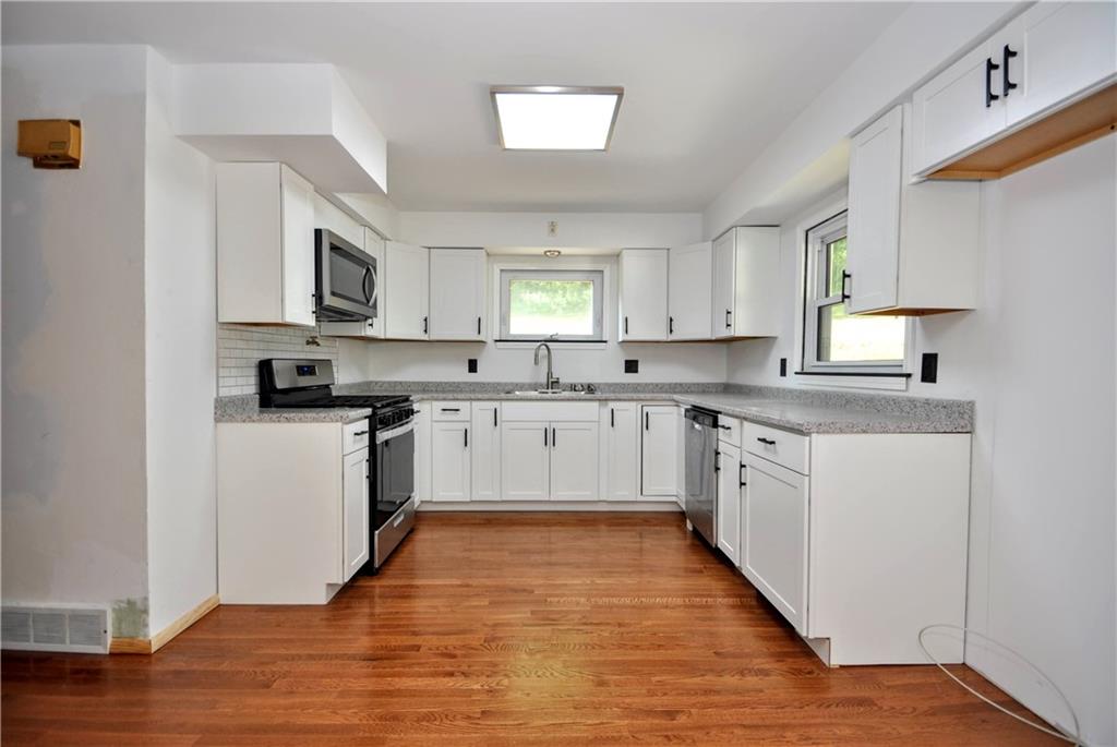 380 Boston Hollow Road Elizabeth, PA 15037 - Photo 3 of 40 Gallery Image 3