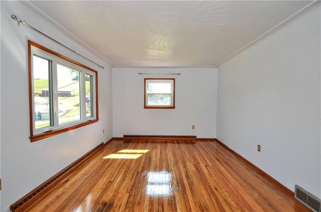 380 Boston Hollow Road Elizabeth, PA 15037 - Photo 5 of 40 Gallery Image 5