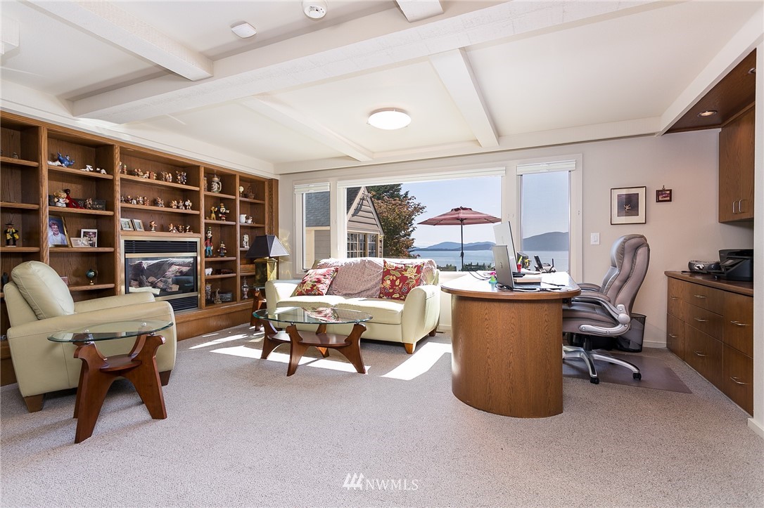 294 Briar Road Bellingham, WA 98225 - Photo 12 of 35