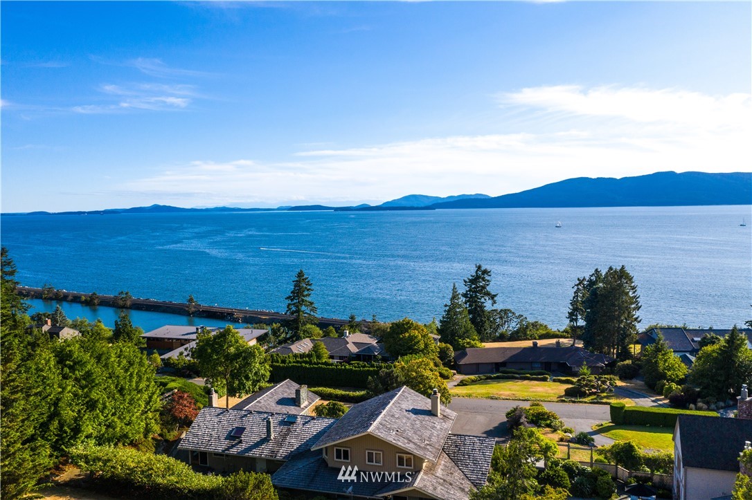 294 Briar Road Bellingham, WA 98225 - Photo 3 of 35