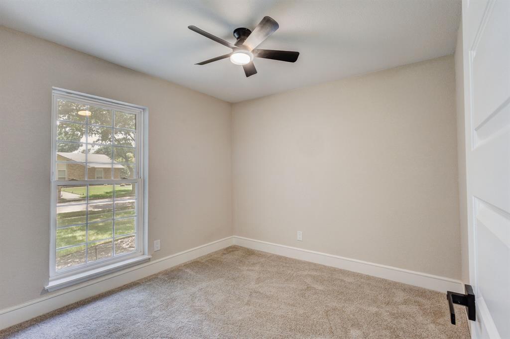 1209 Overdowns Drive Plano, TX 75023 - Photo 7 of 22