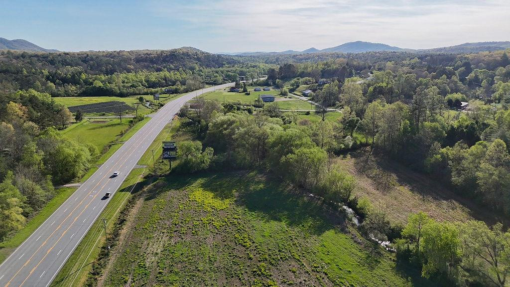 3872 Nc Highway Murphy, NC 28906 - Photo 1 of 19 Main View