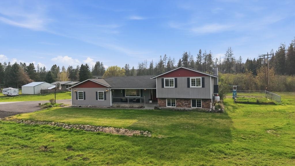 21913 North Meadowview Drive Colbert, WA 99005 - Photo 5 of 50