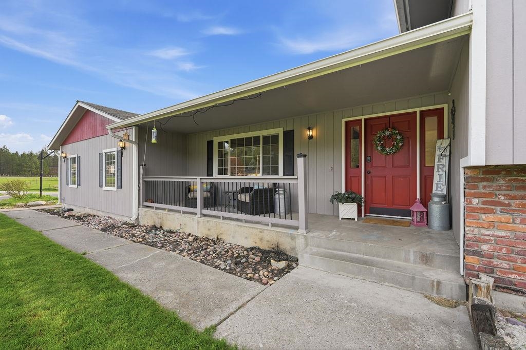 21913 North Meadowview Drive Colbert, WA 99005 - Photo 6 of 50