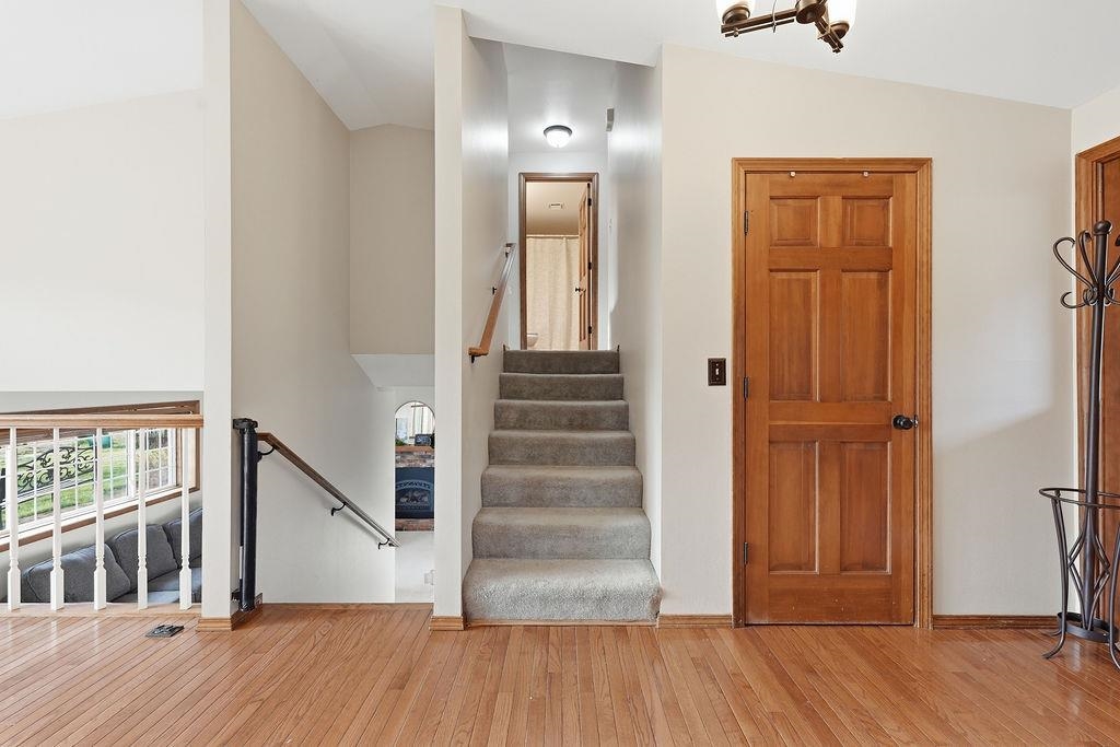 21913 North Meadowview Drive Colbert, WA 99005 - Photo 9 of 50
