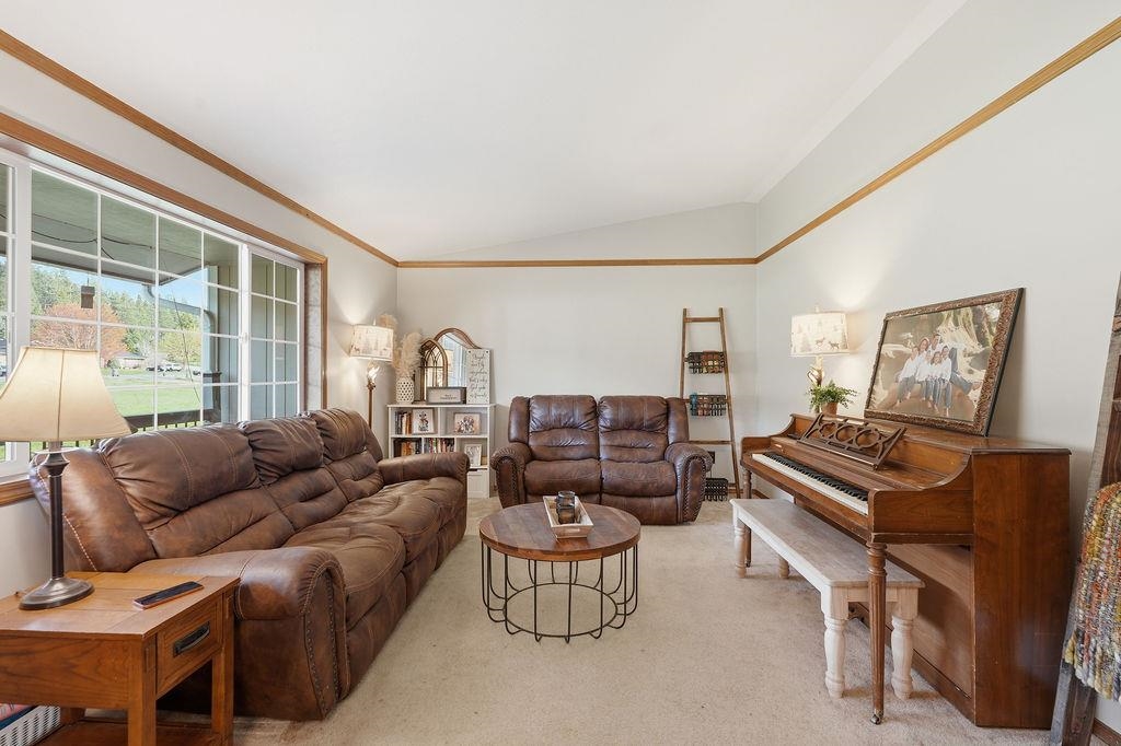 21913 North Meadowview Drive Colbert, WA 99005 - Photo 10 of 50