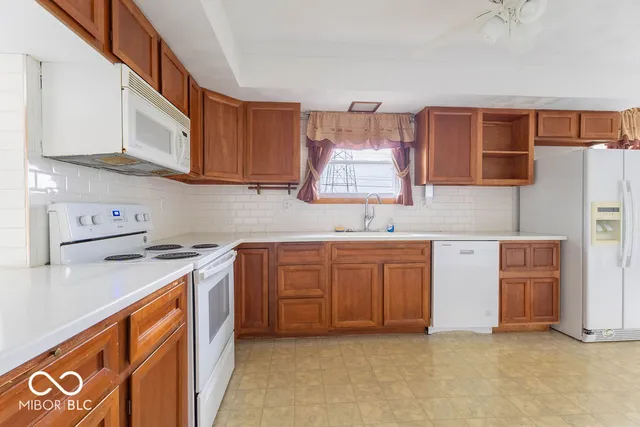 $225,000 | 2706 Maple Drive, New Castle, IN 47362