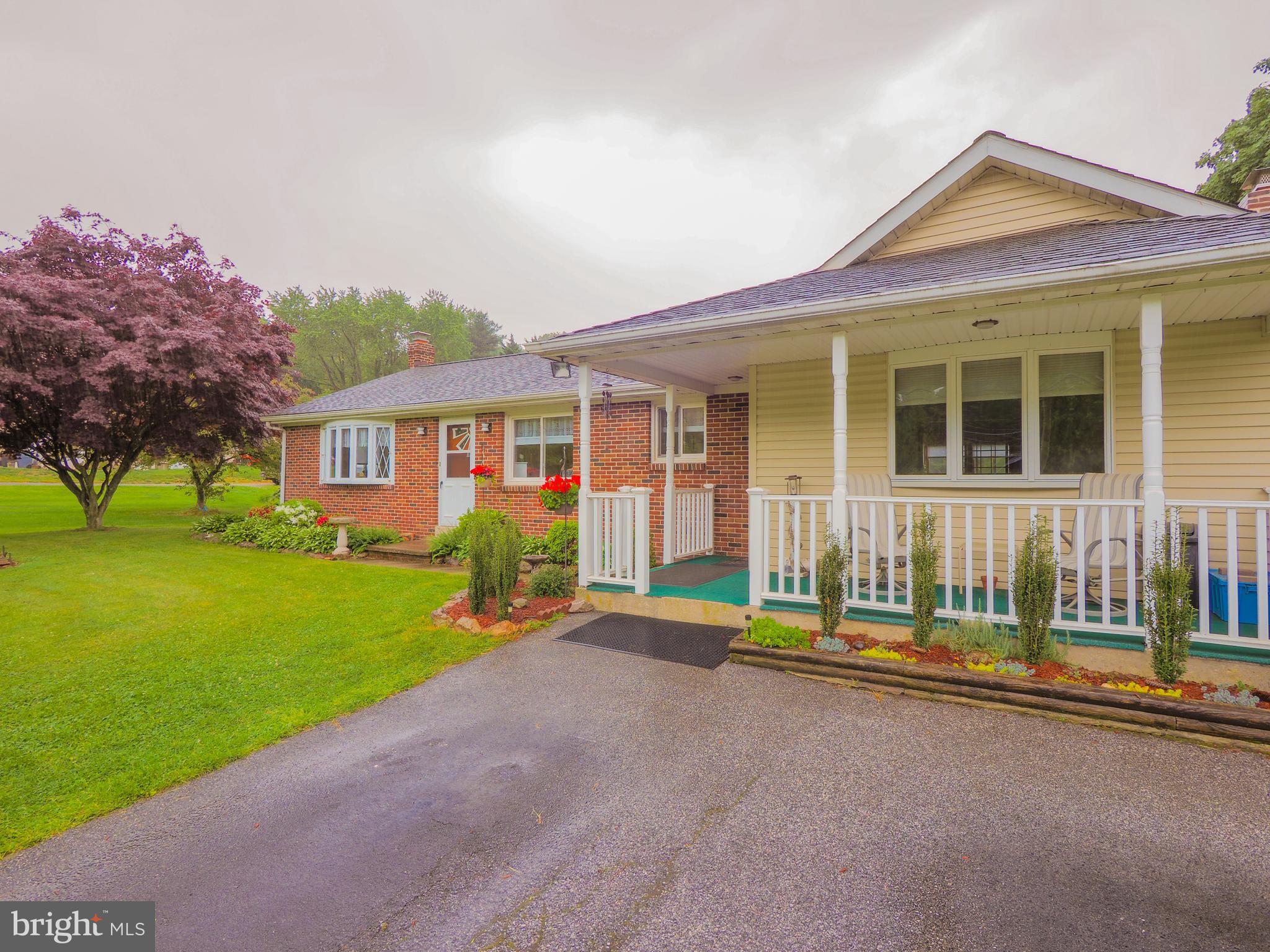 2739 Manchester Road Westminster, MD 21157 - Photo 2 of 43 Front porch and driveway