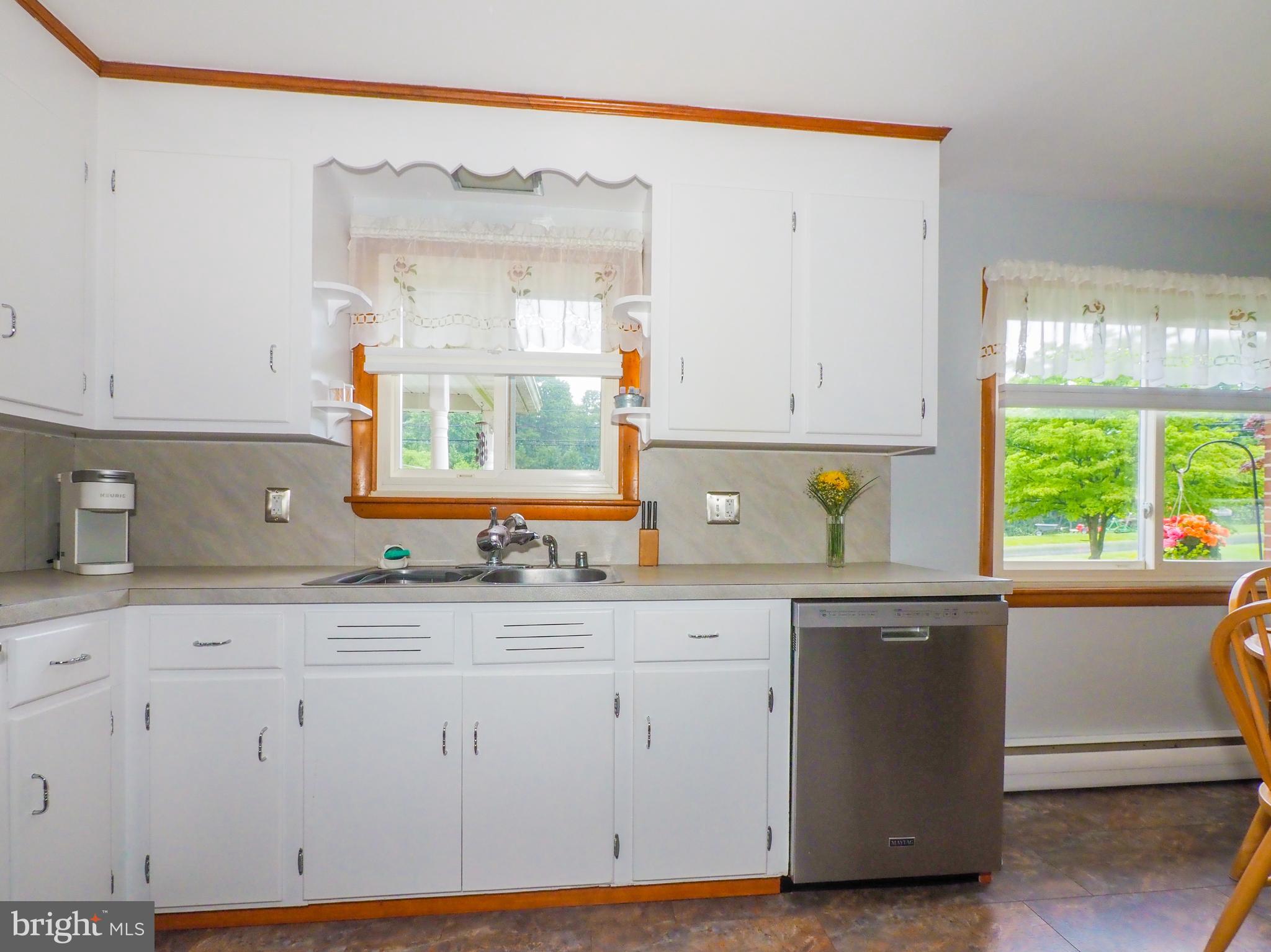 2739 Manchester Road Westminster, MD 21157 - Photo 27 of 43 Upgraded/redesigned kitchen