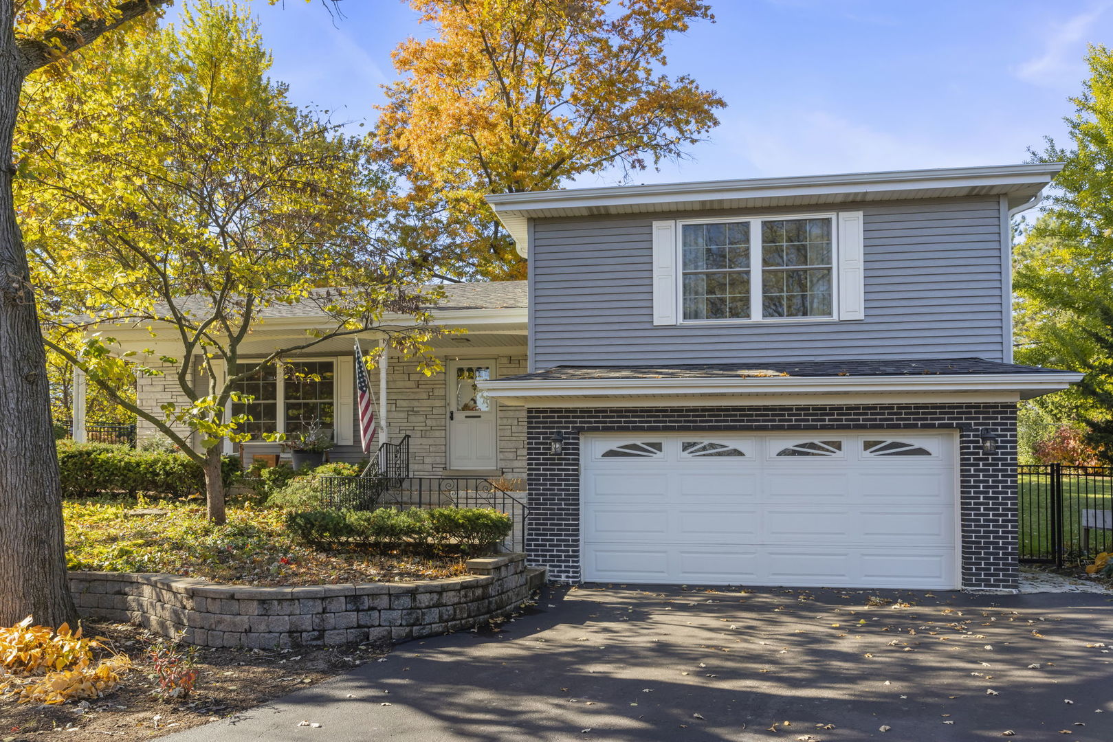 14340 Ridge Avenue Orland Park, IL 60462 - Photo 1 of 25