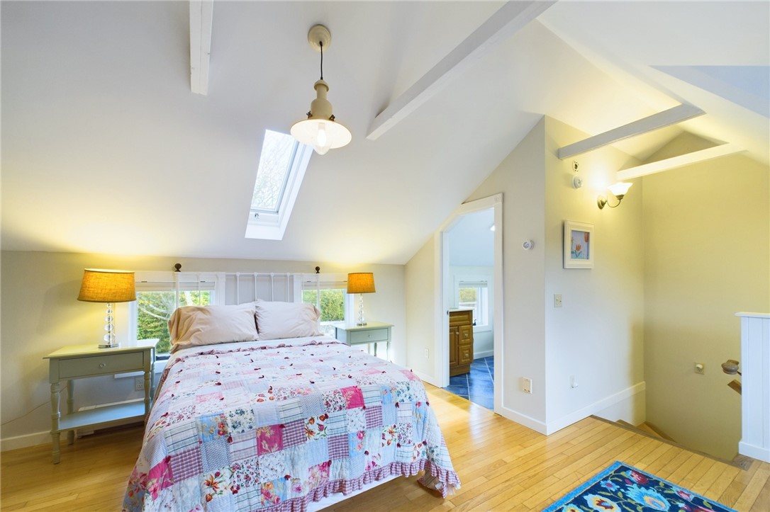 1087 Lakeside Drive Block Island, RI 02807 - Photo 14 of 33