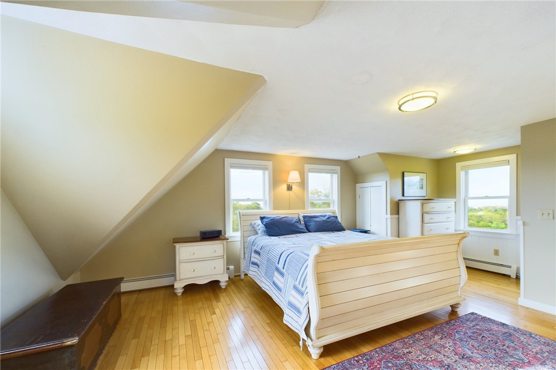 1087 Lakeside Drive Block Island, RI 02807 - Photo 17 of 33