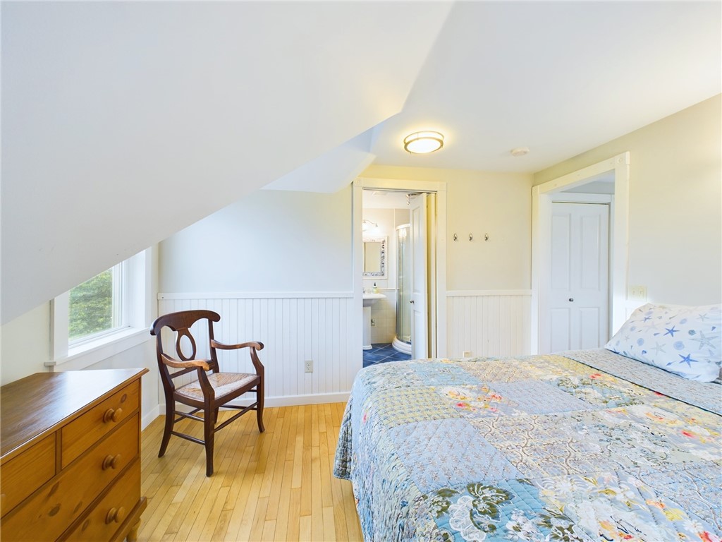 1087 Lakeside Drive Block Island, RI 02807 - Photo 26 of 33