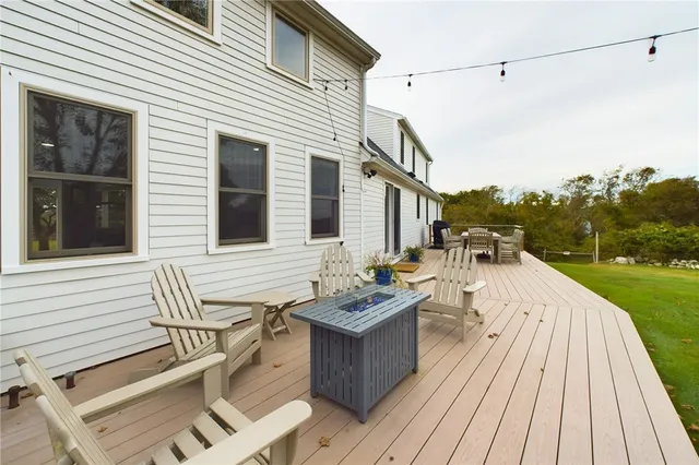 $3,950,000 | 1087 Lakeside Drive, Block Island, RI 02807
