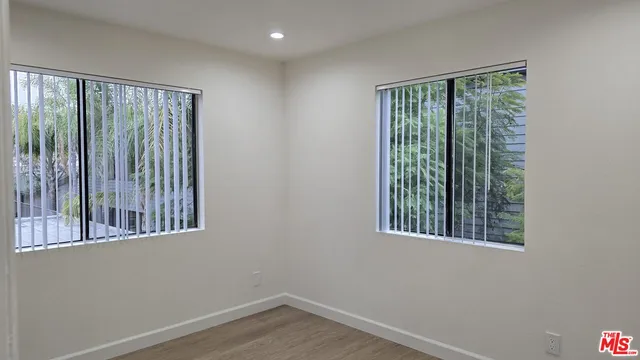 $2,850 | 330 Cameron Place, Unit 10, Glendale, CA 91207