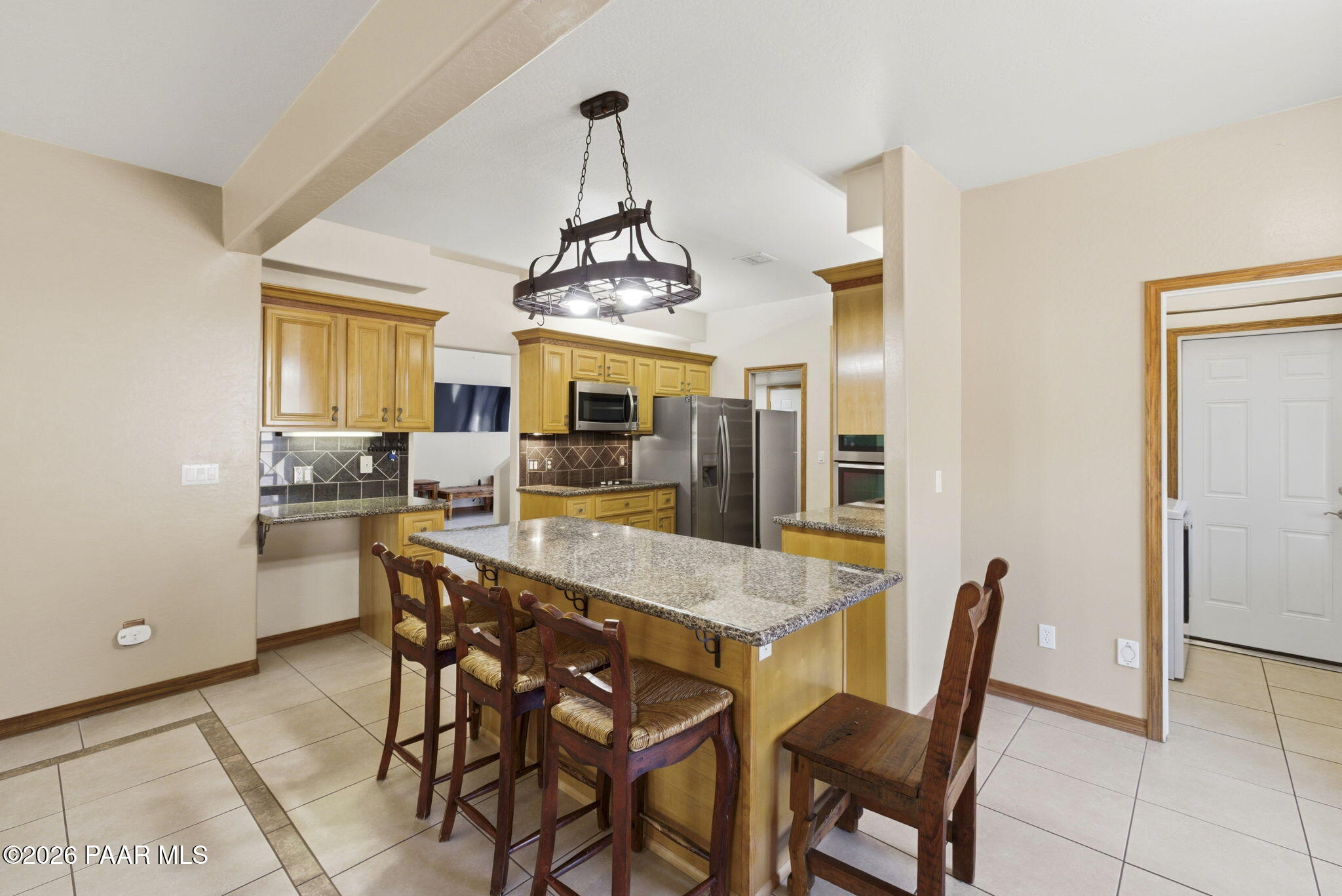 188 Juniper Ridge Drive Prescott, AZ 86301 - Photo 11 of 34 11-Kitchen 3