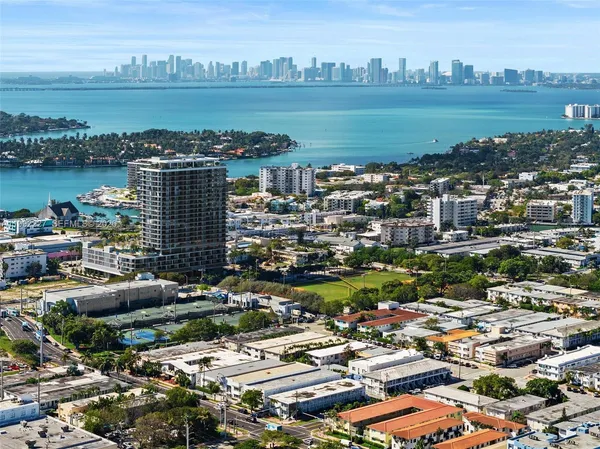 $1,925 | 7315 Byron Avenue, Unit 10, Miami Beach, FL 33141