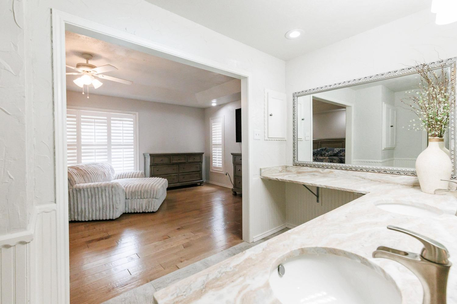 5720 78th Street Lubbock, TX 79424 - Photo 32 of 57 Photo 31