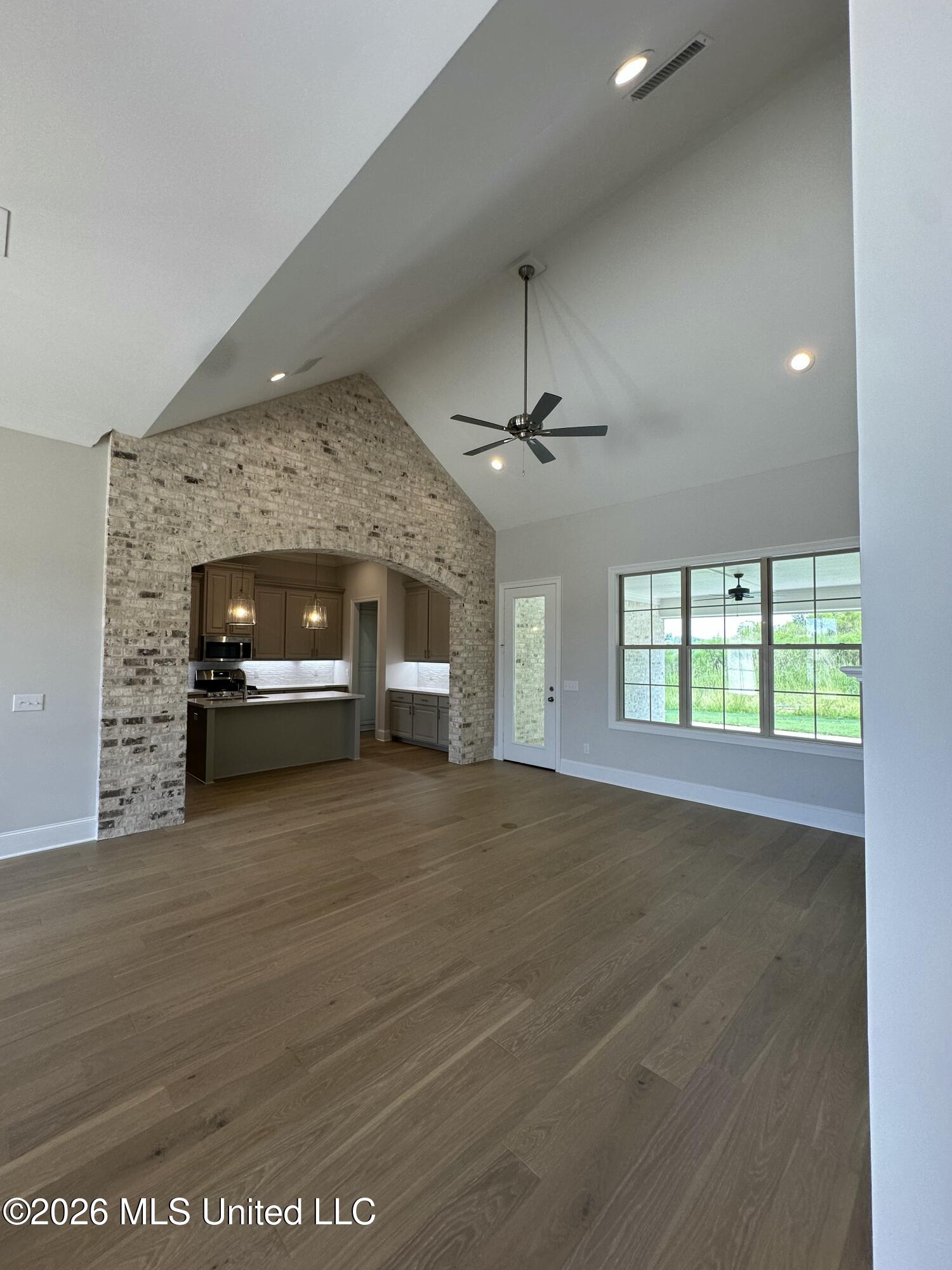412 Maple Lane Madison, MS 39110 - Photo 2 of 36 IMG_6267