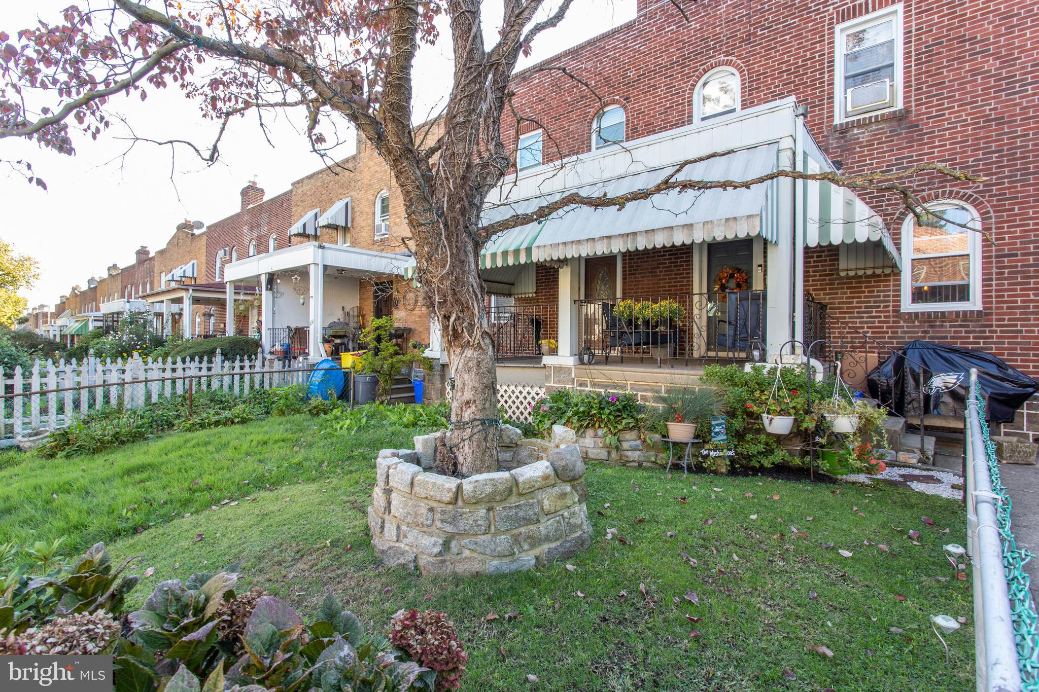 1034 Edgemore Road Philadelphia, PA 19151 - Photo 2 of 29 Gallery Image 2