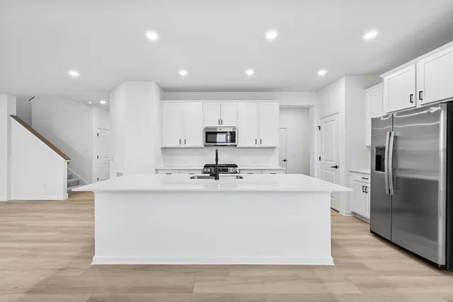 $574,900 | 3027 Trinity Drive, Shakopee, MN 55379